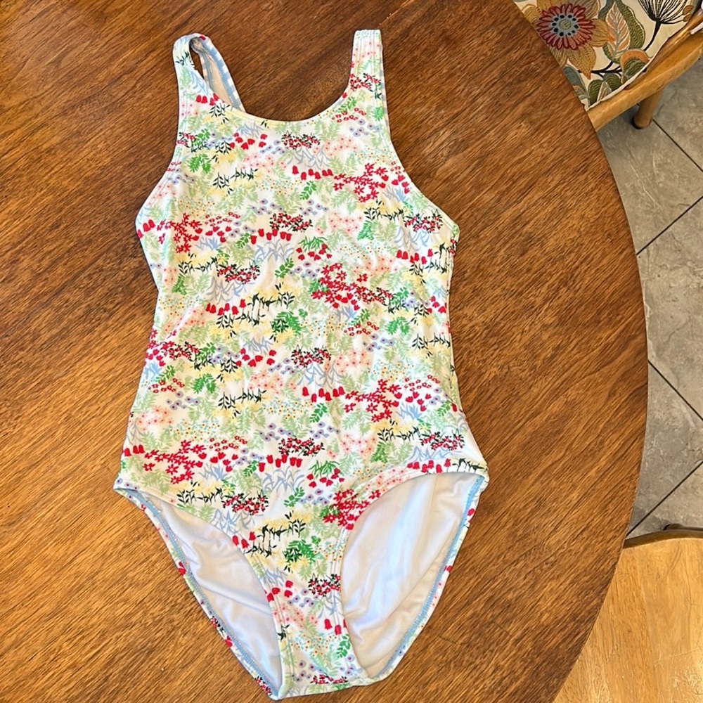 Hanna Andersson swimsuit 140